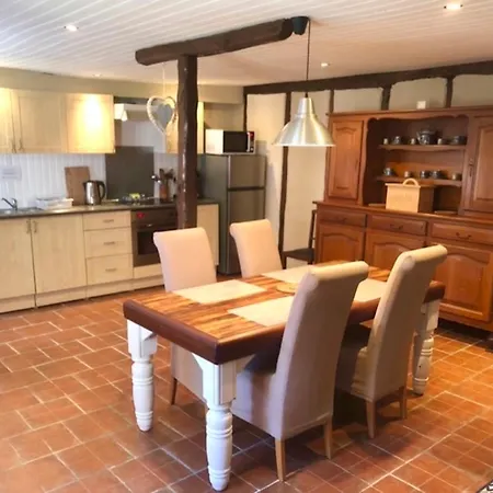 Maison Loubignac At Les Vergnes Gites 別荘 *