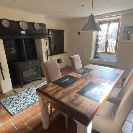 別荘 Maison Loubignac At Les Vergnes Gites *