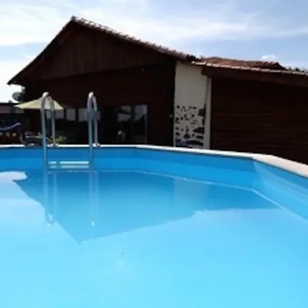 Maison Loubignac At Les Vergnes Gites * Exideuil-sur-Vienne