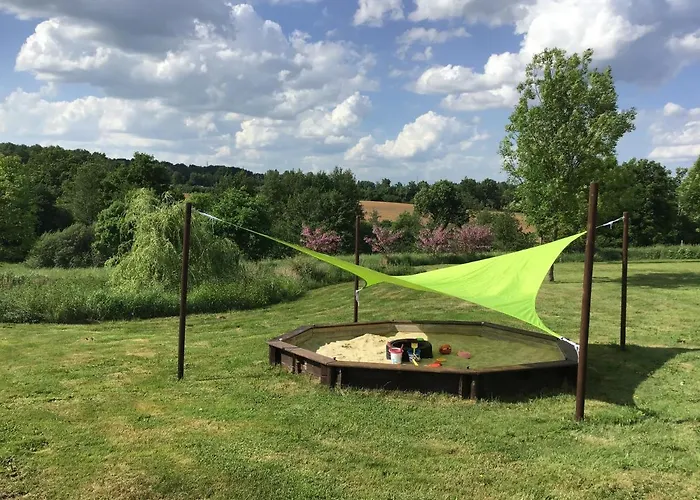 Maison Loubignac At Les Vergnes Gites Hébergement de vacances *