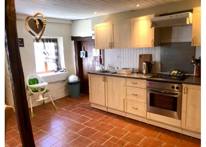 Hébergement de vacances Maison Loubignac At Les Vergnes Gites Exideuil-sur-Vienne