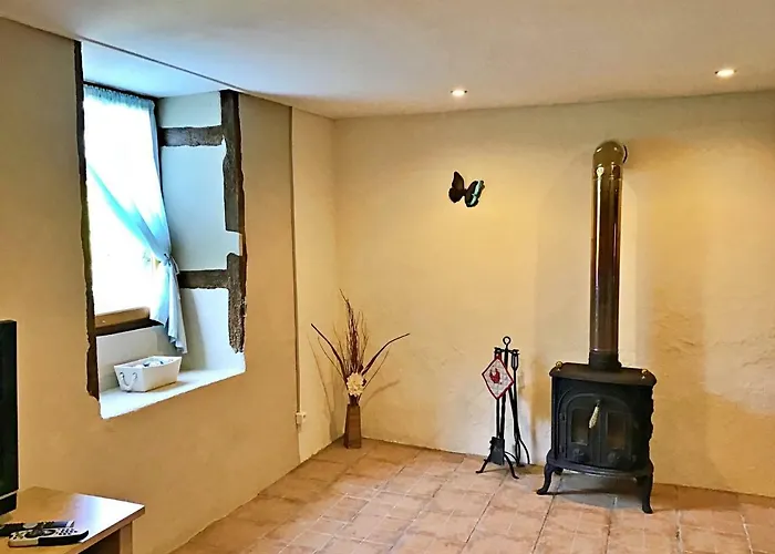 Maison Loubignac At Les Vergnes Gites Hébergement de vacances *